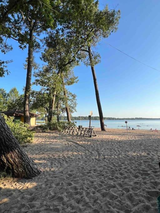 Agreable Maison Landaise Proche Du Lac Sanguinet Esterno foto
